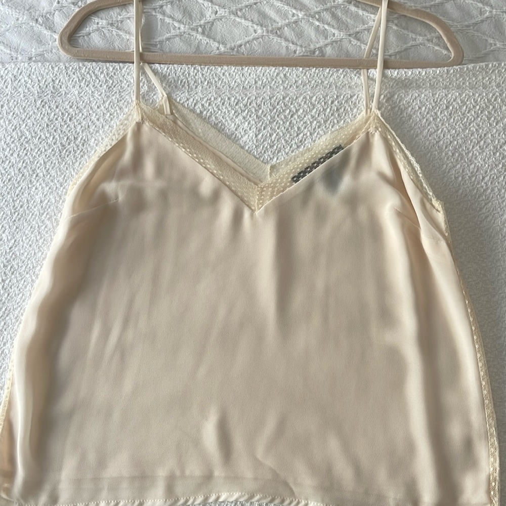 Forever‎ 21 cream spaghetti strap top with lace detailing
